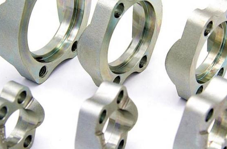 New Flange Clamp System Improves Efficiency for Wind Turbine Maintenanc